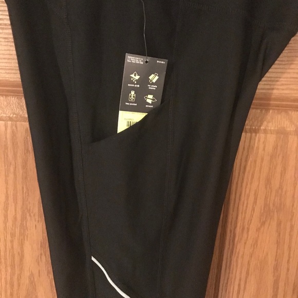 Xersion Workout Pants ~No-Chafing DriFit & Pockets - Picture 3 of 13